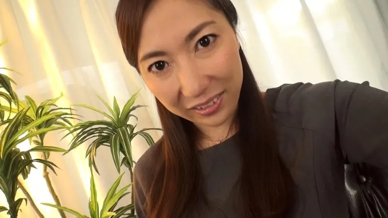 自画撮り愛液べっちょりオマ○コに激しく指をズボズボ!!大開脚エロポーズで痙攣イキ激情オナニー vol.4 画像10